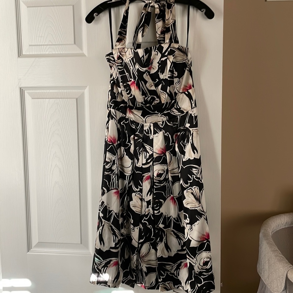 White House Black Market Black and Cream Floral Midi Dress